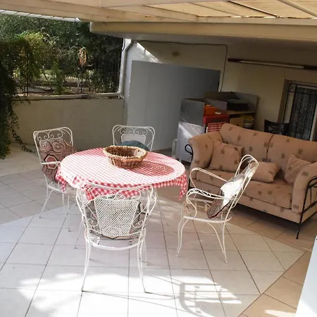Apartment Froso's Kalamata